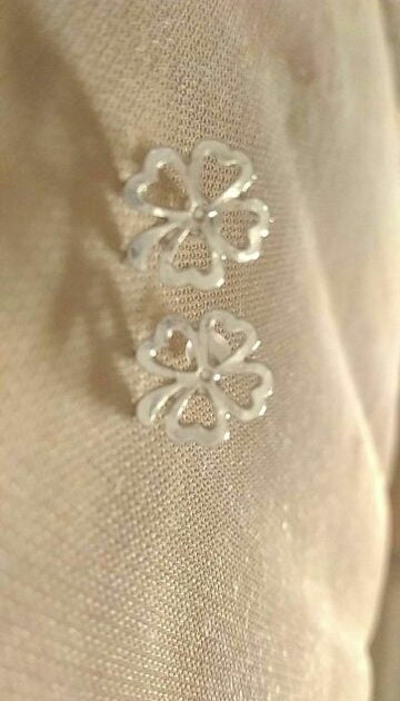 4 Leaf Clover - Heart Stud Earrings - Silver